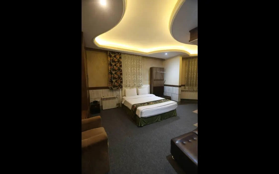 هتل آپارتمان سفرا مشهد