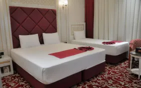اتاق سه تخته(اقامت صبحانه)