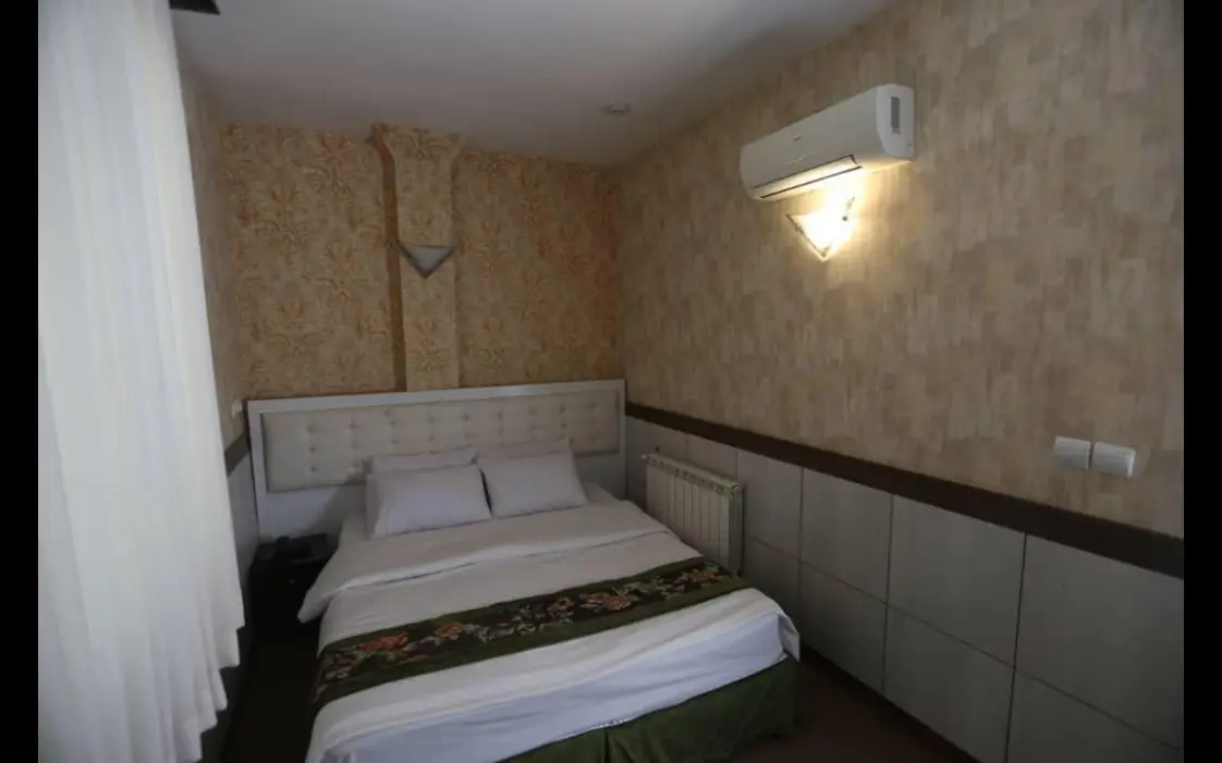 هتل آپارتمان سفرا مشهد